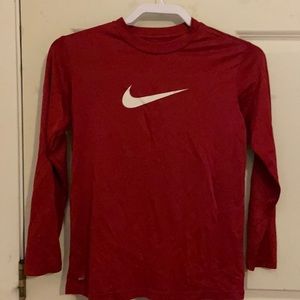 Nike dri-fit tee size youth medium.